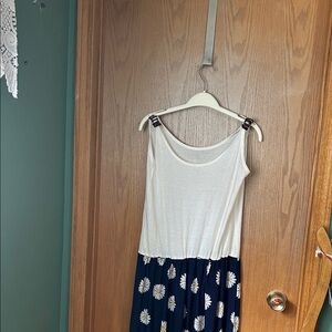 White & Navy Daisy Maxi Dress